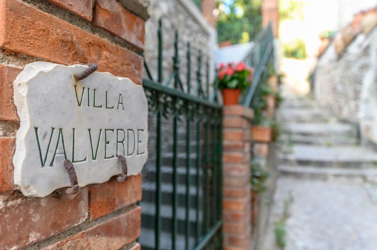 Villa Valverde Apartments E B&B 陶尔米纳 外观 照片